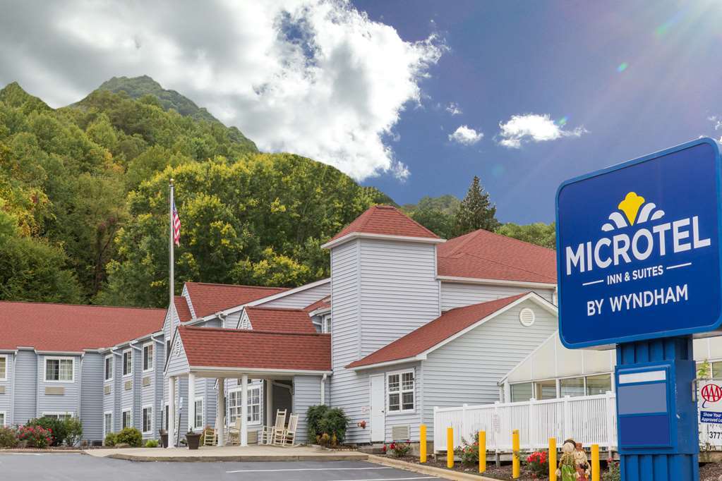 Quality Inn & Suites Maggie Valley - Cherokee Area Exterior photo
